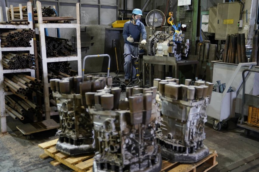 Key labor group to seek pay scale hike of at least ¥12,000 per month