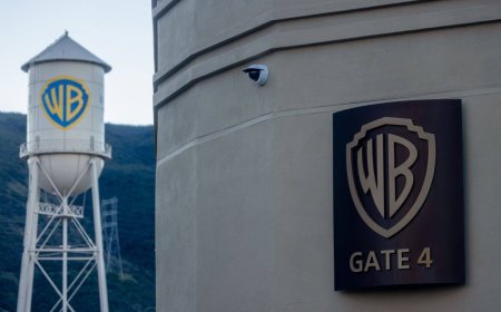 Netflix makes cash offer to buy Warner Bros. Discovery: Report