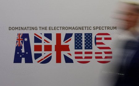 After review, Pentagon says AUKUS submarine is 'full steam ahead'