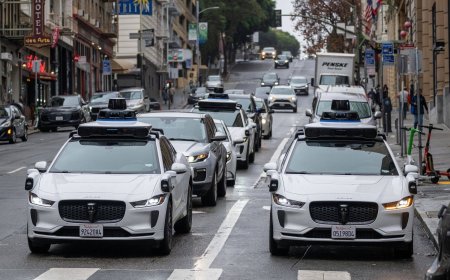 Waymo's San Francisco outage raises doubts over robotaxi readiness during crises