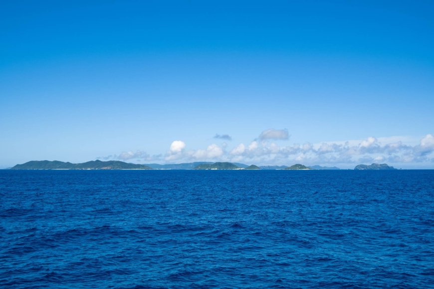 Japan Coast Guard reports standoff with Chinese vessels near Senkaku Islands