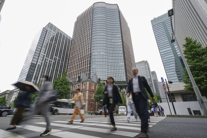 Sentiment at major Japan firms positive for second straight quarter, data shows