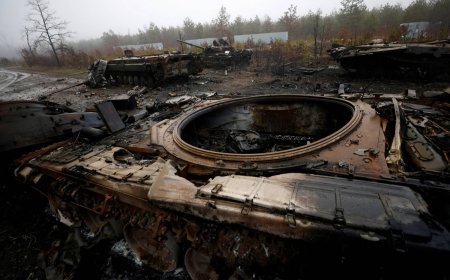 Why the boss of a Russian defense factory set fire to himself on Red Square