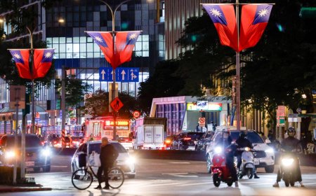 China bans two Taiwan ministers for alleged ‘independence activities,’ angering Taipei