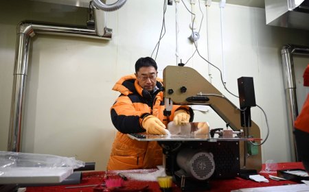 Scientists look toward ancient ice for clues on saving present-day glaciers