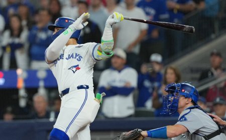 Mets sign Bichette after Tucker opts for Dodgers