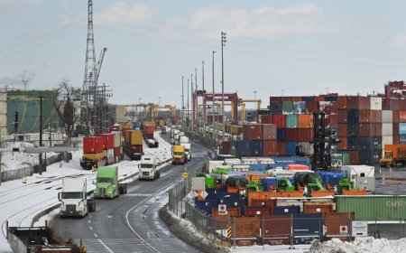 Canada won’t back down on trade pivot as energy minister heads to India