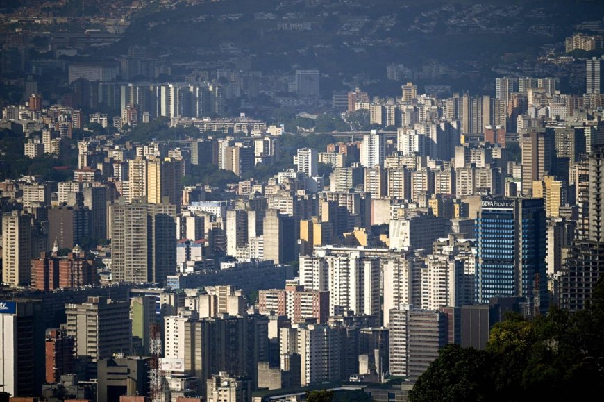 Explosions heard in Venezuelan capital