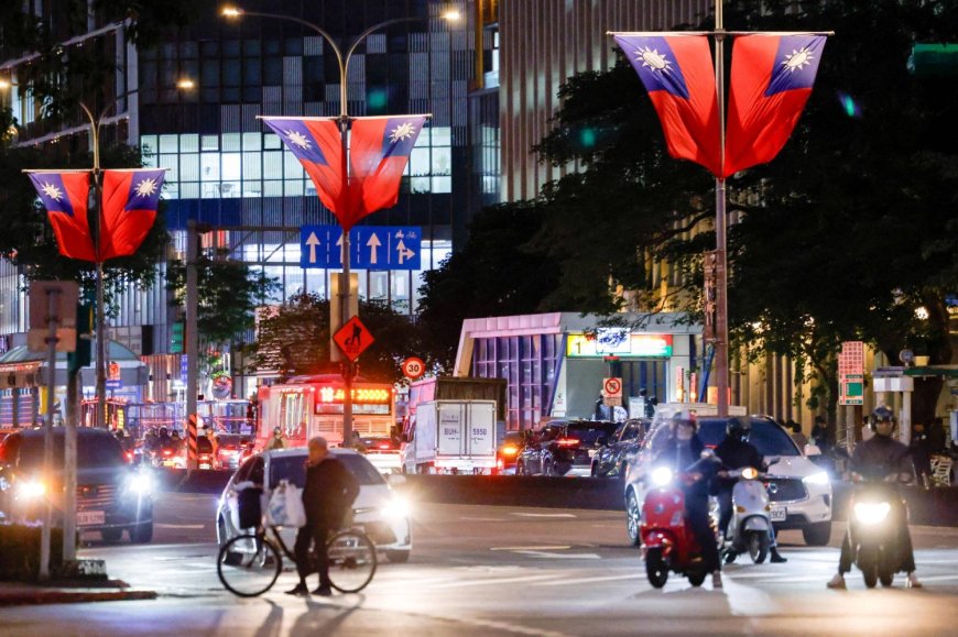 China bans two Taiwan ministers for alleged ‘independence activities,’ angering Taipei