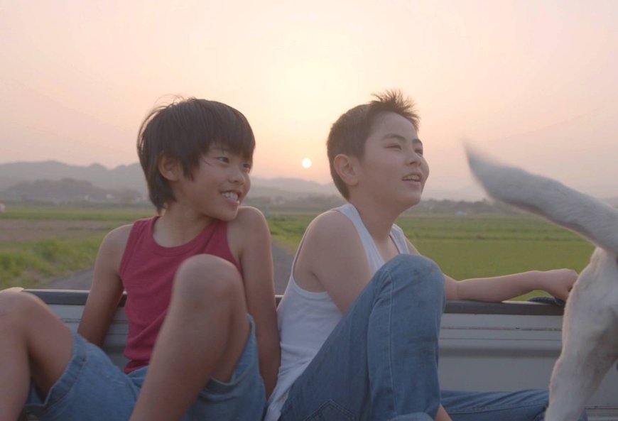 ‘Vicissitude’: A golden-hour reverie on childhood and lost wonder