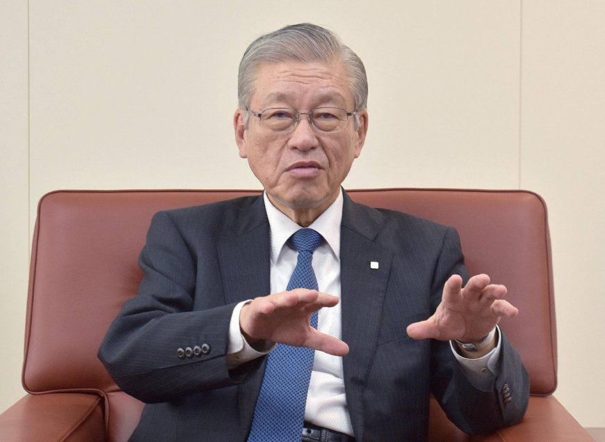 Japan Gas Association leader says it's hard to give up Russian LNG