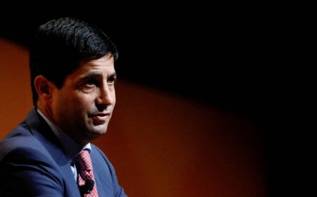 Trump says Fed nominee Warsh could garner Democratic support