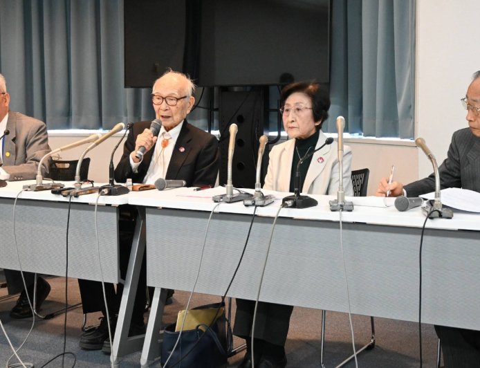 117 lawmakers say Japan should join nuclear ban treaty, survey shows