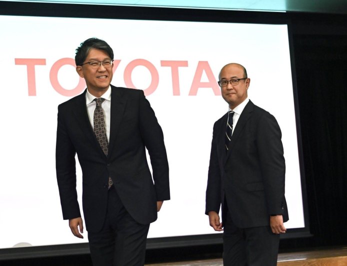 Toyota changes CEO despite its strength through industry turmoil