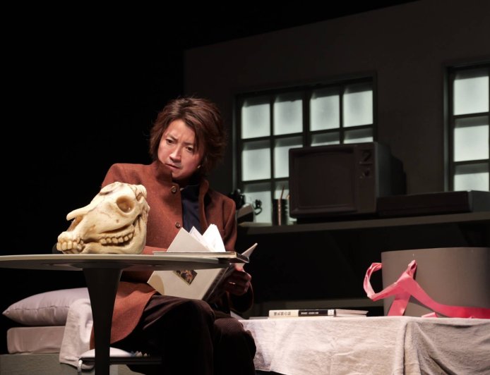 Can Japanese theater travel? A Murakami adaptation tries.