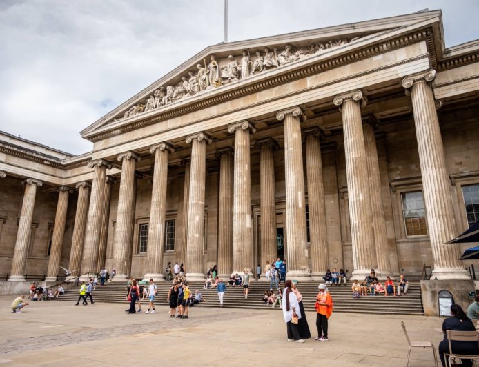 British Museum in London holds samurai exhibition