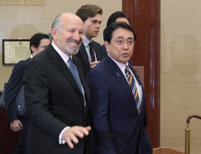 Azakawa heading to the U.S. to discuss first project under Japan's $550 billion pledge