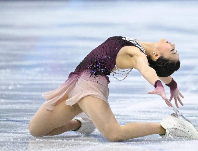 Kaori Sakamoto wants 'no regrets' as gold beckons in Olympic finale