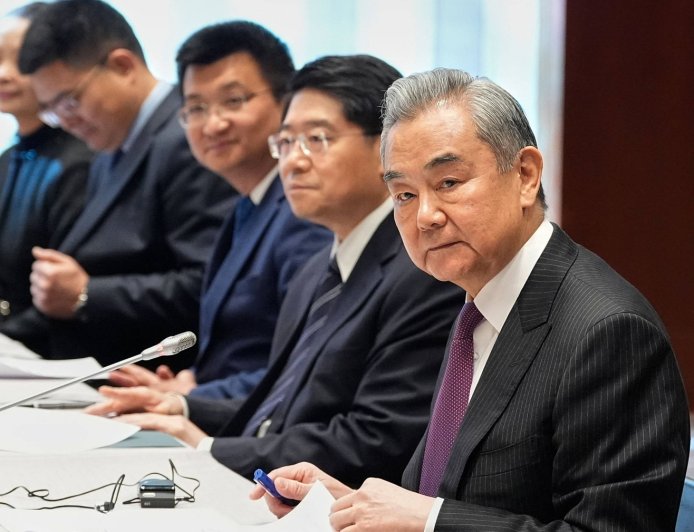 China FM tells EU diplomats not to blame Beijing for bloc's problems