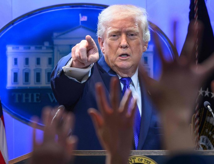 Trump pivots to 10% global tariff and new probes after Supreme Court setback