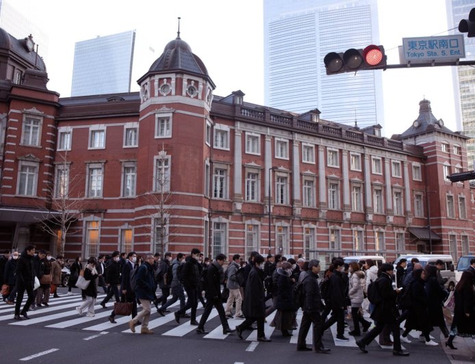 Immigration agency tightens guidelines for permanent residency