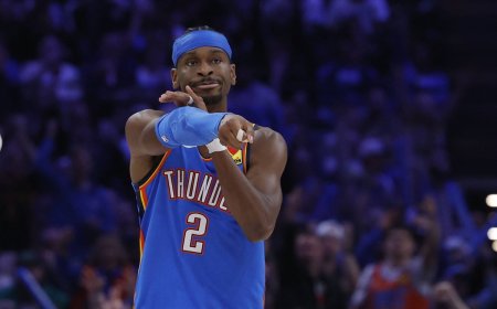 Gilgeous-Alexander breaks Chamberlain's record 20-point-game streak