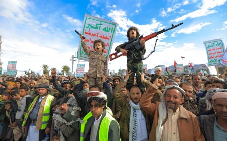 Yemen's Houthis enter Iran war with attacks on Israel, as U.S. Marines arrive in region