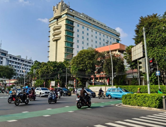 Indonesia detains 13 Japanese nationals over suspected fraud