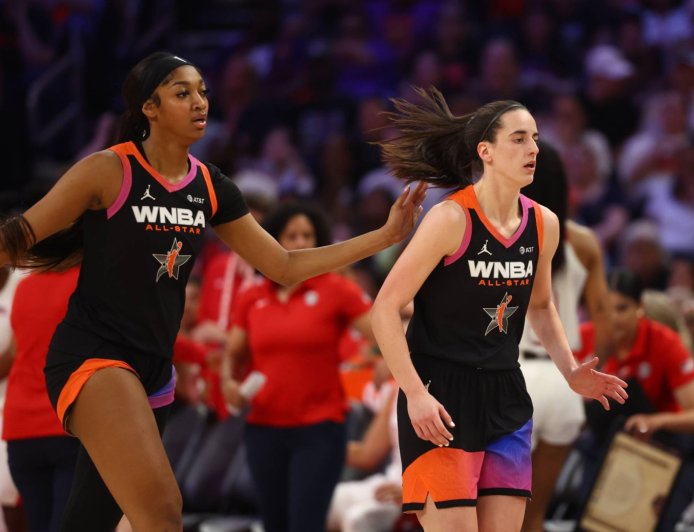 WNBA teeters on the edge as CBA talks fail to yield deal