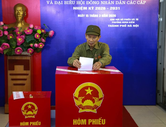 Vietnam elects new parliament, paves way for next leadership