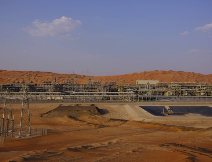 SMBC asks banks to confirm Saudi energy loan backing amid war