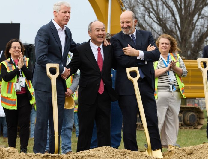 SoftBank planning massive $500 billion data center in Ohio