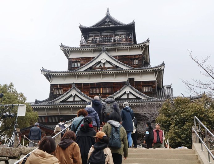 Hiroshima Castle keep closes, ending 68-year run