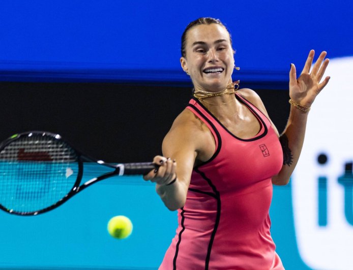 Sabalenka sails past Rybakina to set up Miami Open final against Gauff