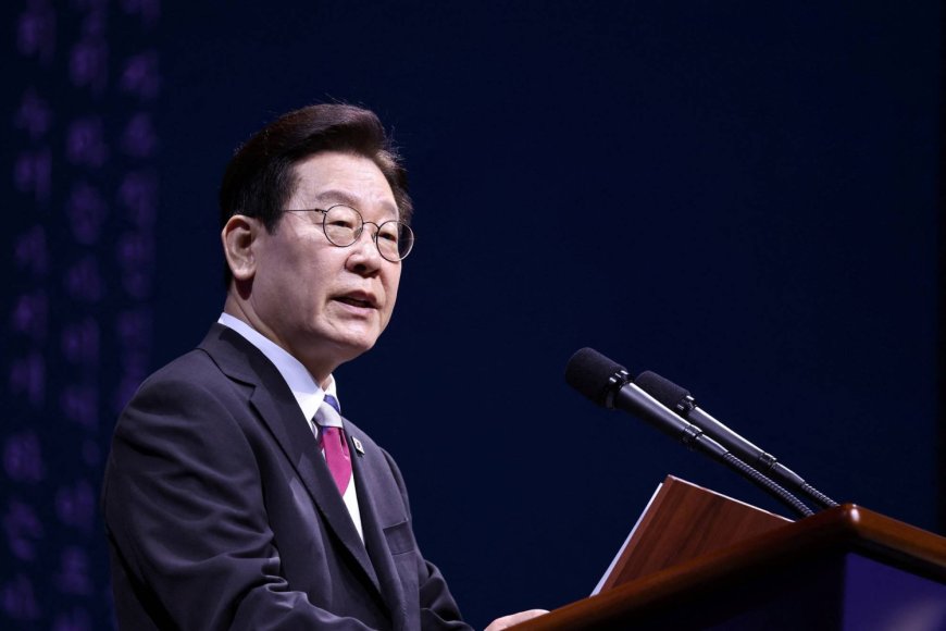 South Korea's Lee to take steps for better ties with Japan