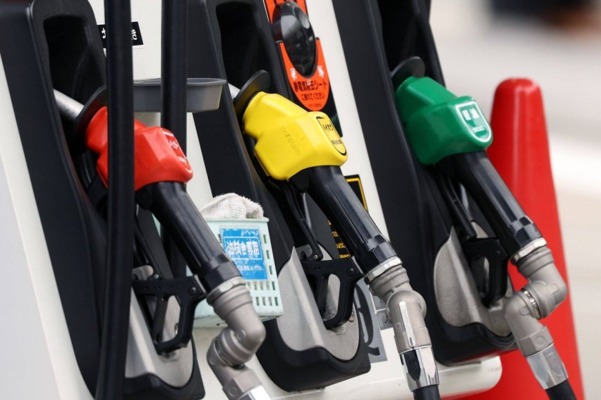 One month on, Iran conflict fuels worries over businesses, households