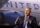 United Airlines CEO pitched American Airlines tie-up in meeting with Trump, sources say
