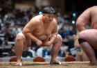 Professional sumo awaits three potential new stars