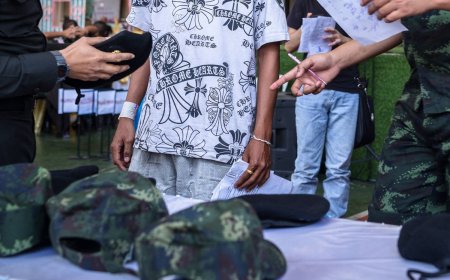 Military service draws men in Thailand amid economic malaise