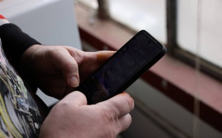 AI ruling prompts warnings from U.S. lawyers: Your chats could be used against you