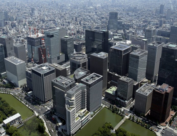 Japanese firms reduce share buybacks for first time since 2020