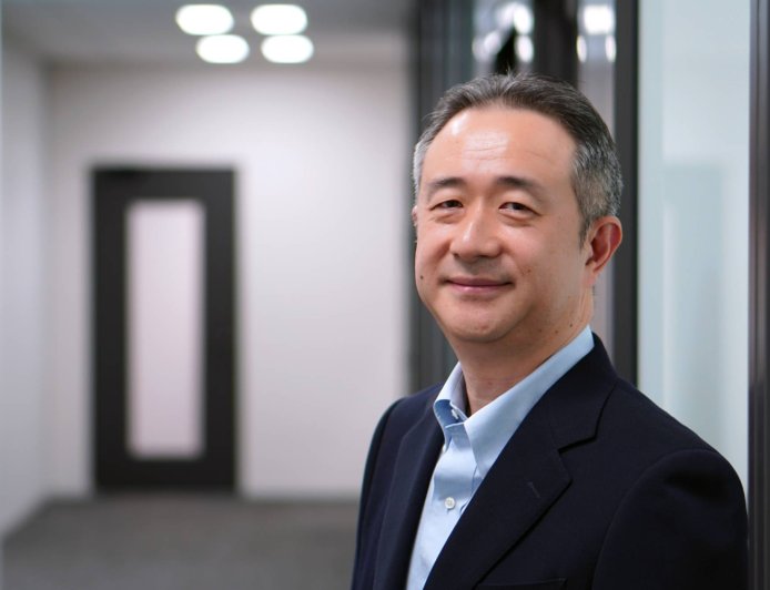 Japan’s largest regional bank takes on big names in hiring spree