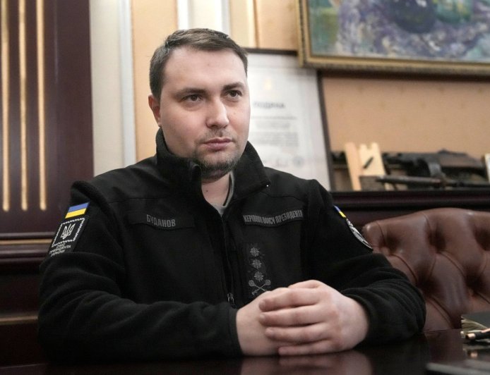 From war hero to politics, Zelenskyy’s top aide steps out of the shadows