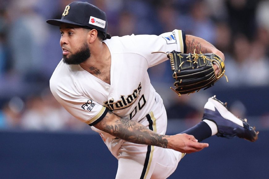 Anderson Espinoza leading early-season charge for first-place Buffaloes