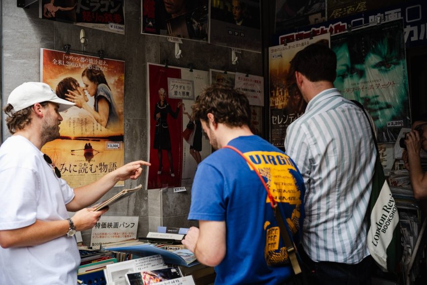 Now on the multilingual margins, can Japanese bookstores be more than just a vibe?