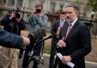 U.S. weighs chip tariffs to spur domestic growth, trade chief says