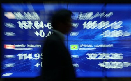Curious yen spikes have traders gaming Japan ‘warning shots’