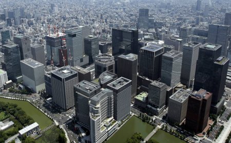 Bank lending to real estate hits record high in Japan