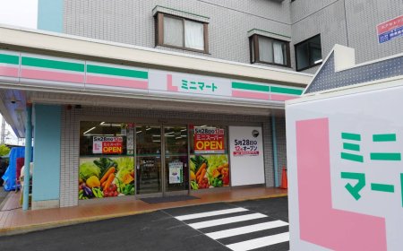 Lawson opens small supermarket in Tokyo