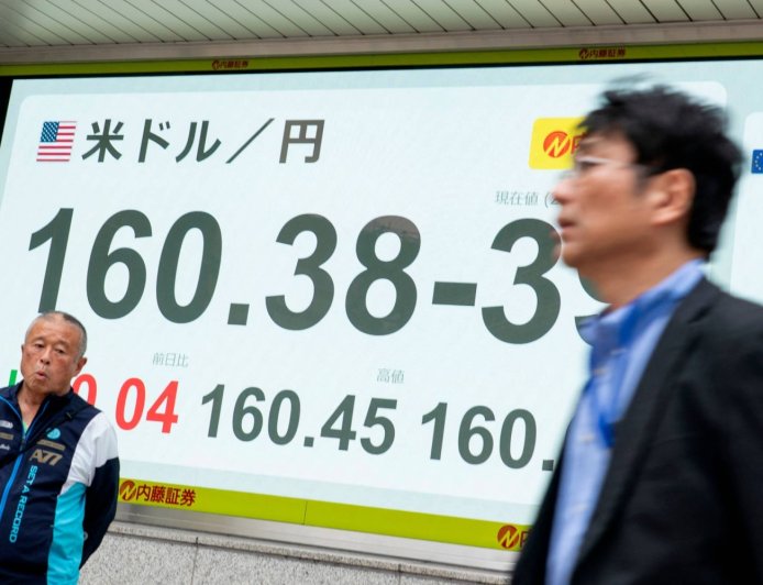 Japan determined to prop up yen through intervention